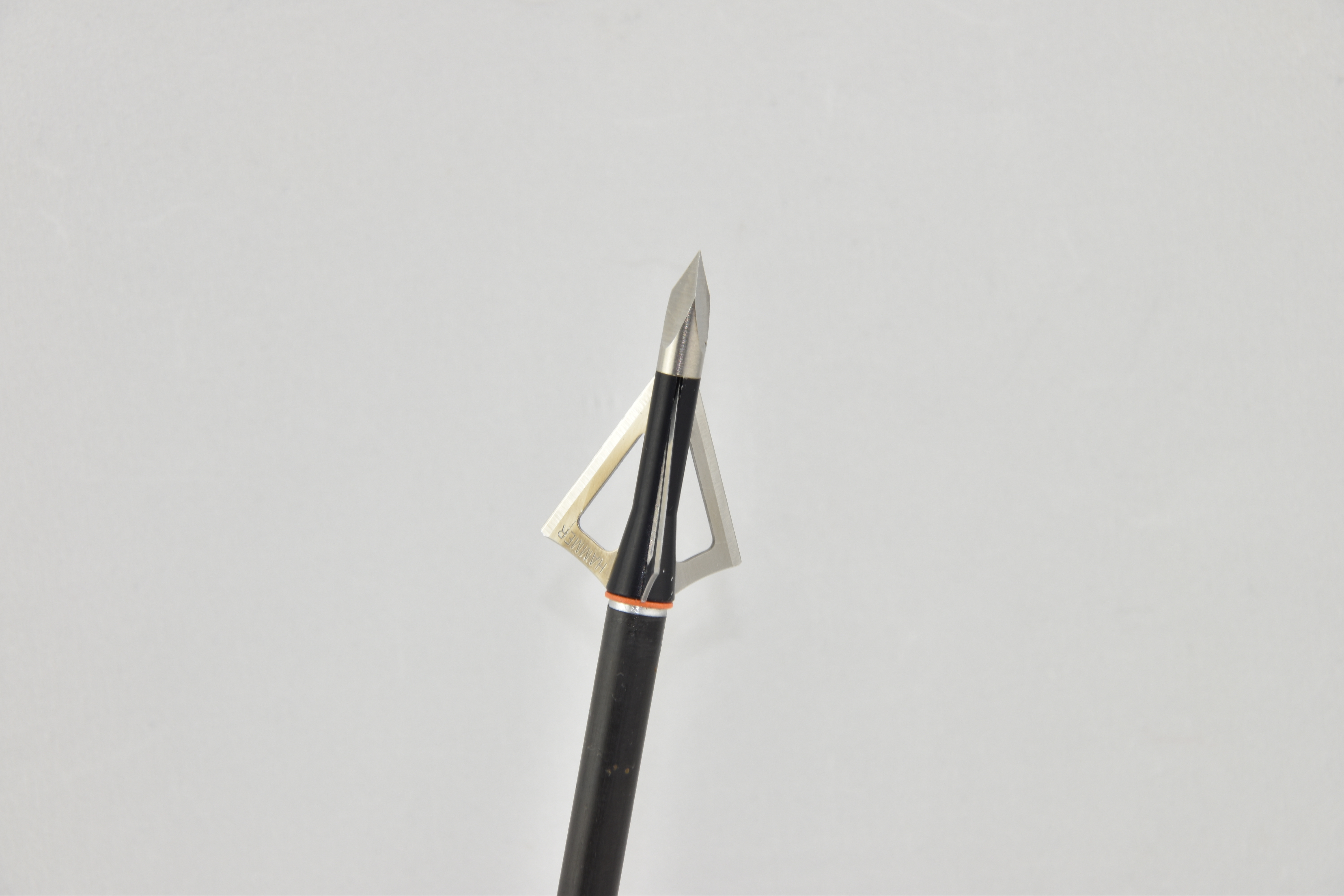 SST Details about   Wasp Archery Hammer Fixed Blade Broadhead 7075 7125 75 85 or 125 Gr 
