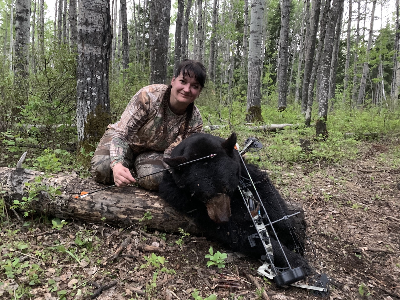 Wasp Drone takes down a black bear